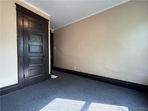 Tiny photo for 1868 Weston Avenue, Niagara Falls, NY 14305 (MLS # B1709127)