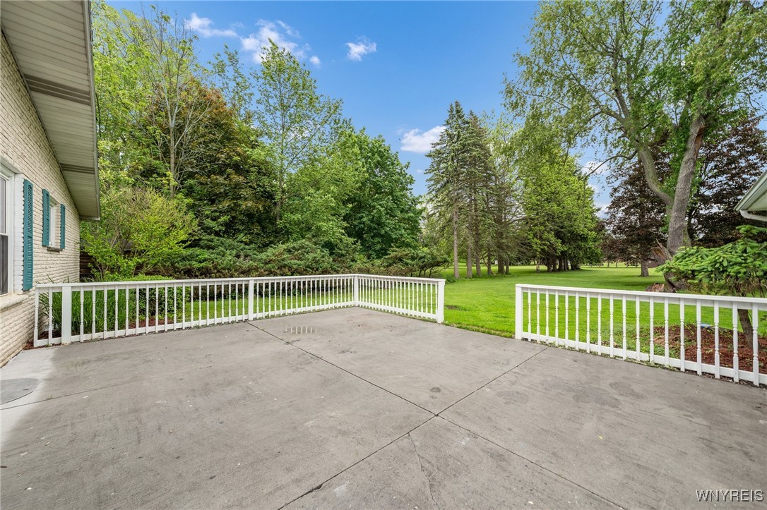 635 Rowley Road, Cheektowaga, New York image 37