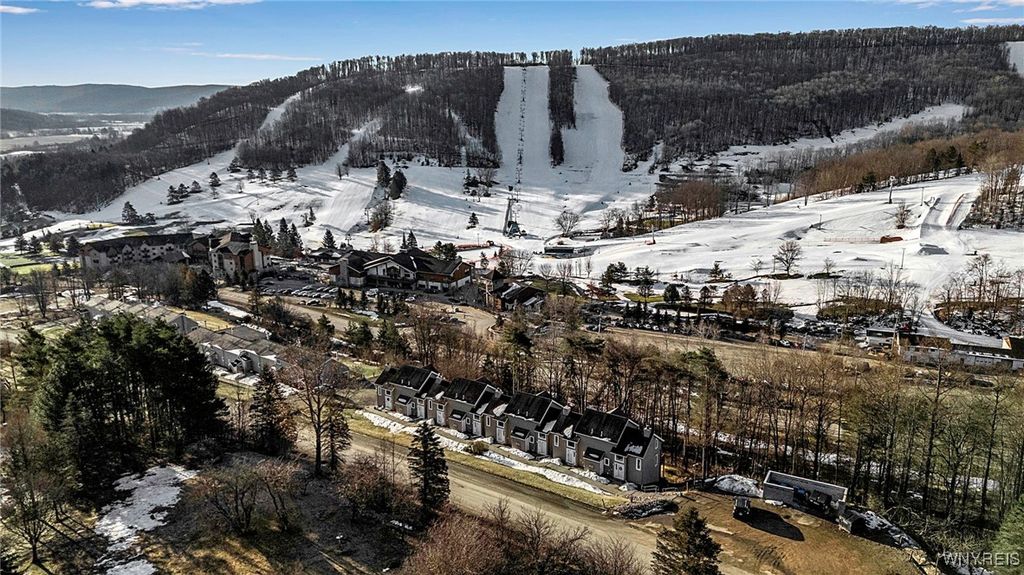 Photo of 507 Deer Crossing Road #4-507, Ellicottville, NY 14731 (MLS # B1652912)