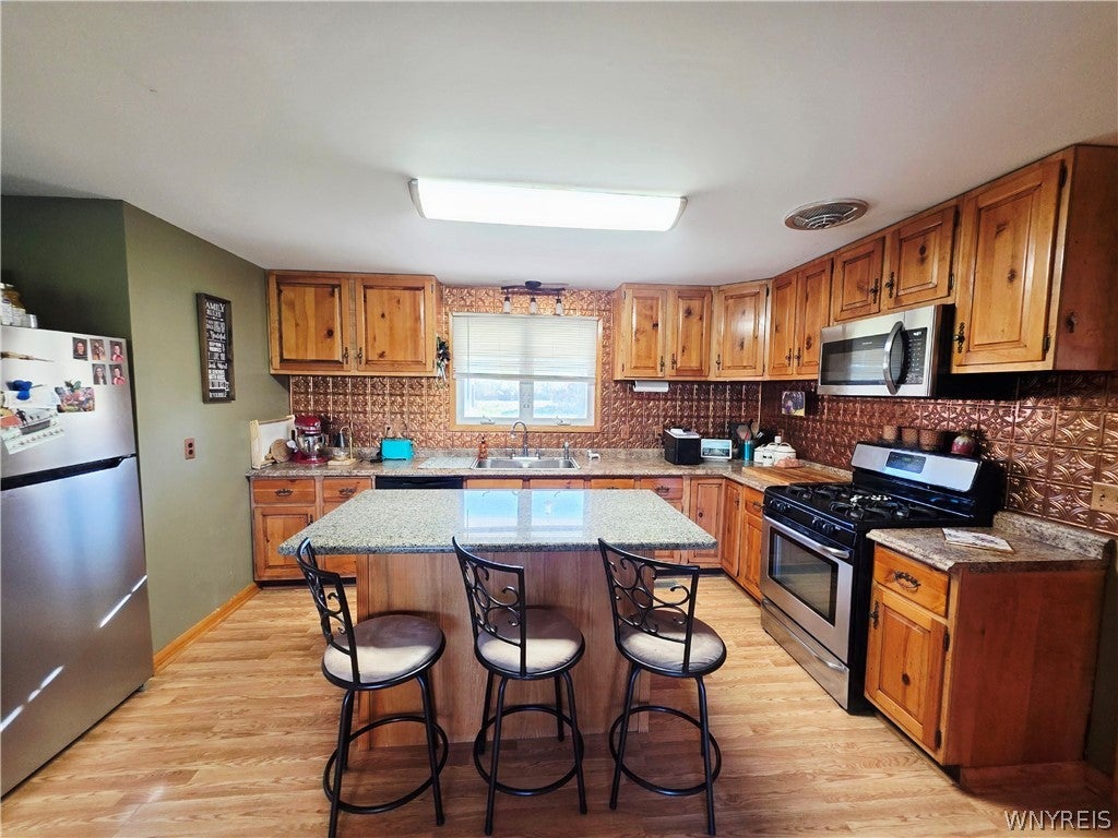 7654 Hinman Hollow Road