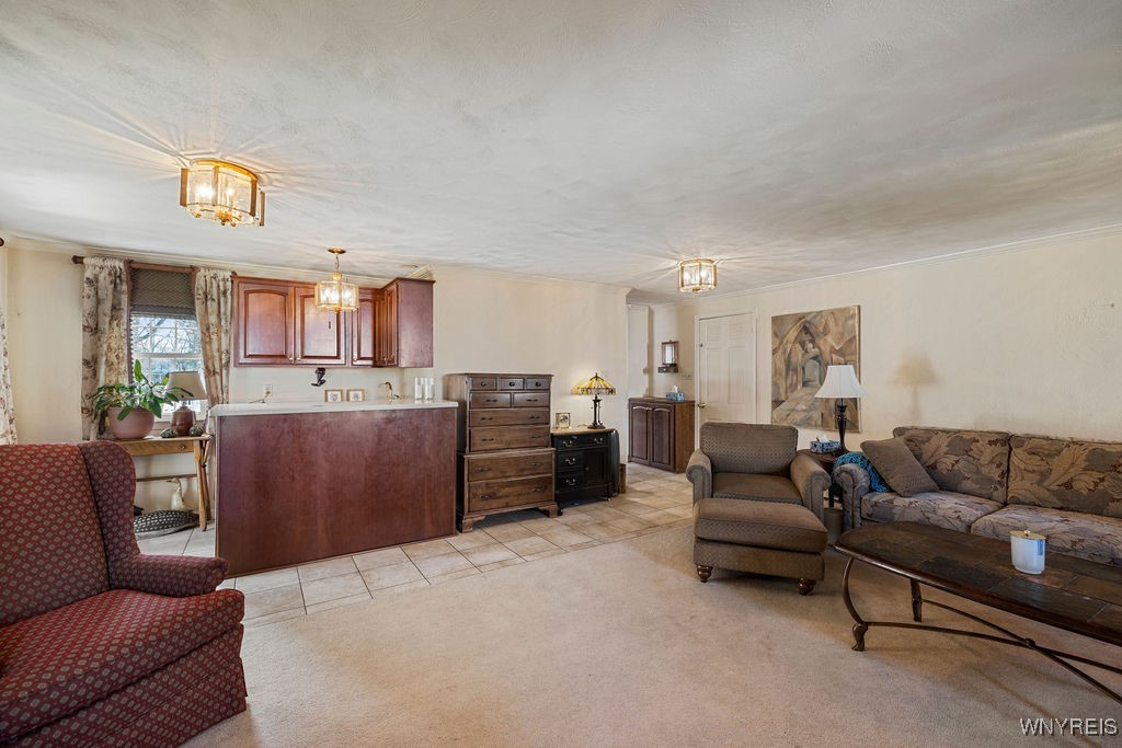 615 Sandlewood Drive, Lewiston, New York image 6