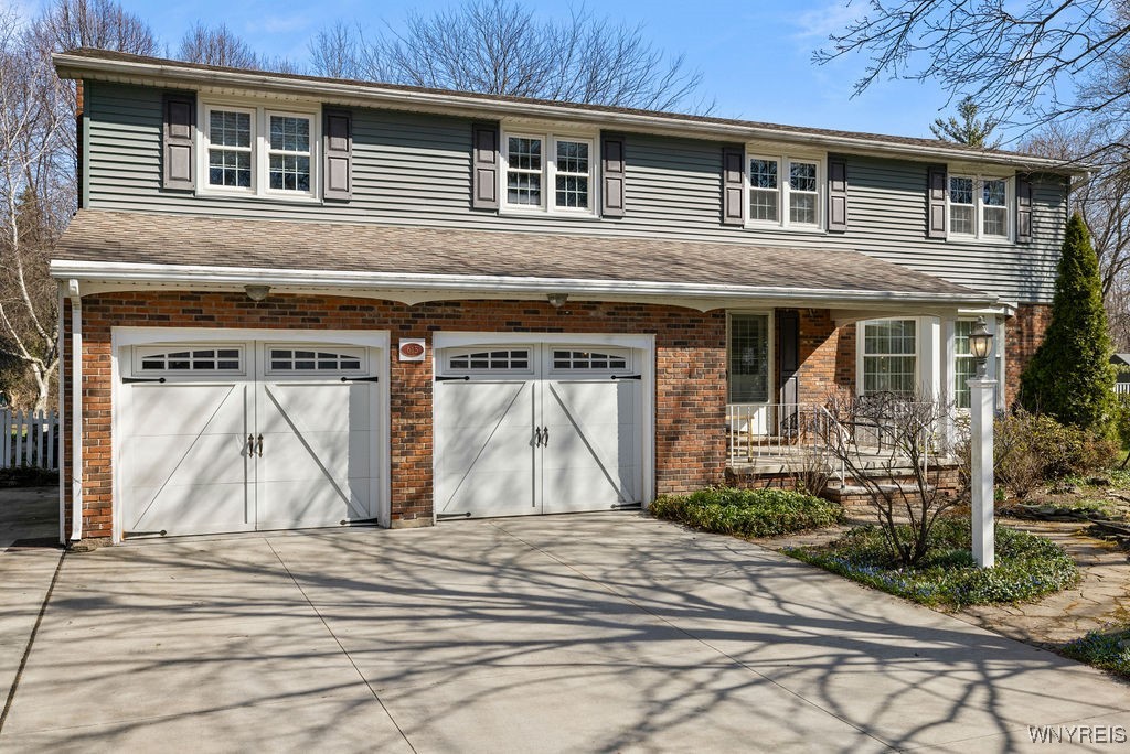 615 Sandlewood Drive, Lewiston, New York image 1