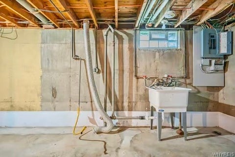 Tiny photo for 193 E Melcourt Drive, Cheektowaga, NY 14225 (MLS # B1715287)