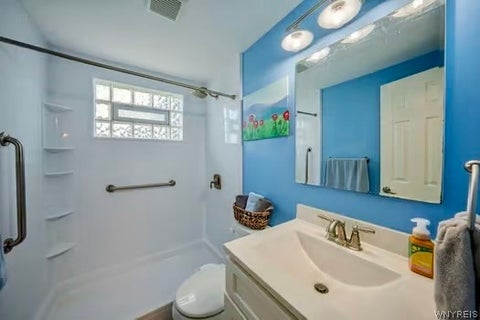 Tiny photo for 193 E Melcourt Drive, Cheektowaga, NY 14225 (MLS # B1715287)