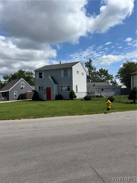 Photo of 83 Elm Road, Amherst, NY 14226 (MLS # B1707336)