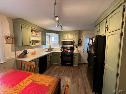 Tiny photo for 249 N Meadowbrook Parkway, Cheektowaga, NY 14206 (MLS # B1655580)