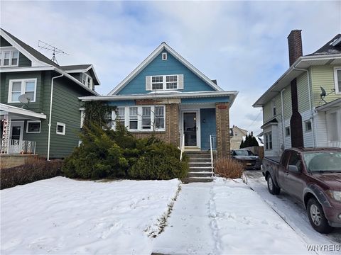 Photo of 137 Commonwealth Avenue, Buffalo, NY 14216 (MLS # B1654958)