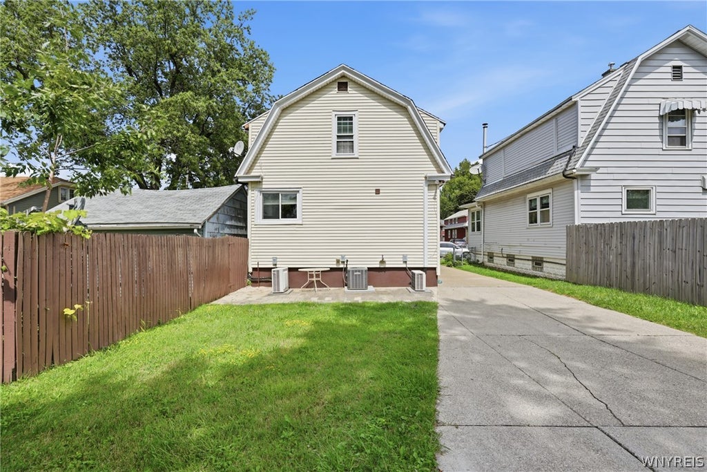Photo of 15 Southcrest Avenue, Cheektowaga, NY 14225 (MLS # B1709342)