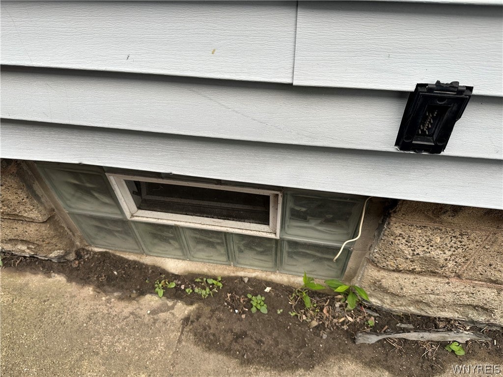 Photo of 3040 Monroe Avenue, Niagara Falls, NY 14303 (MLS # B1694301)