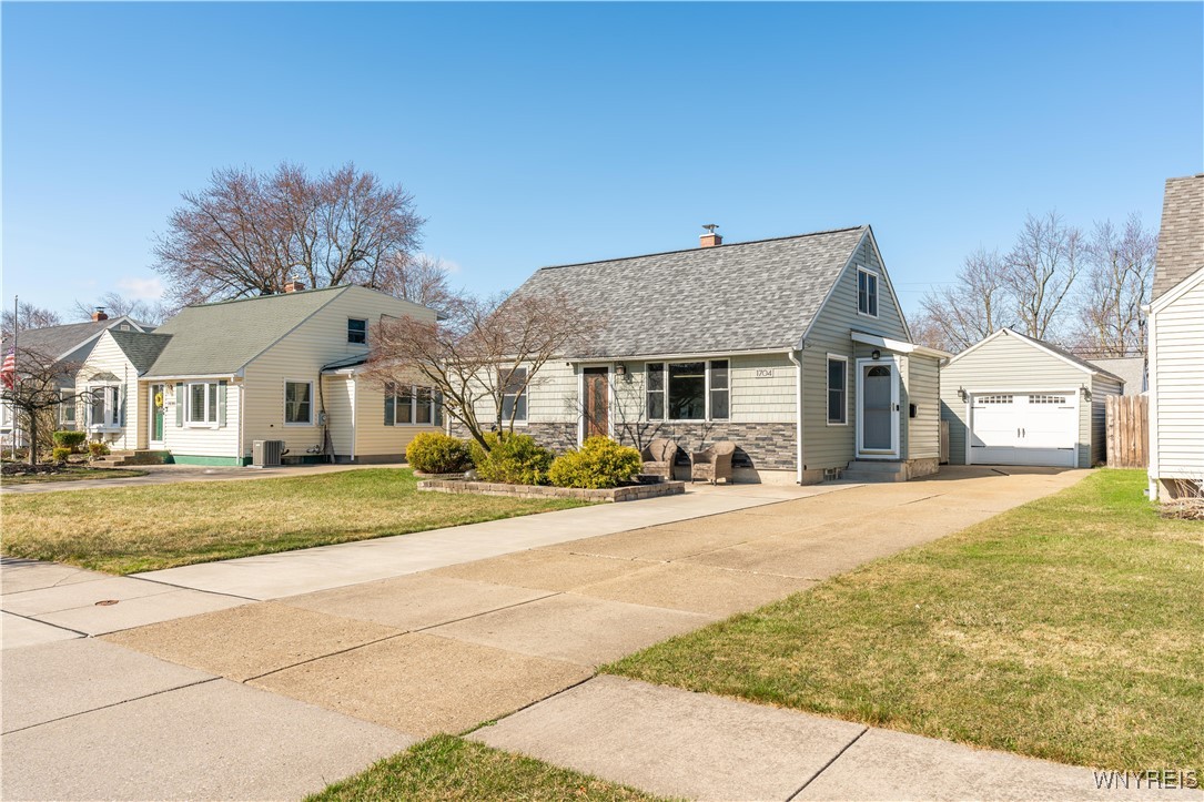 1704 Parker Boulevard, Tonawanda, New York image 1