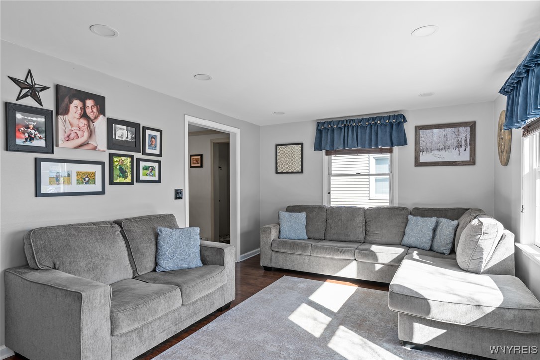 1704 Parker Boulevard, Tonawanda, New York image 12