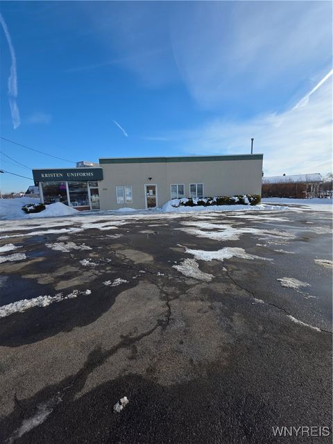 Tiny photo for 2010 Eggert Road, Amherst, NY 14226 (MLS # B1660748)