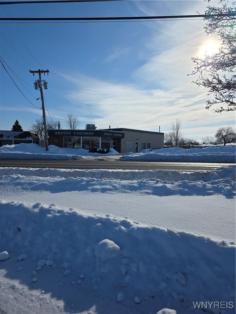 Tiny photo for 2010 Eggert Road, Amherst, NY 14226 (MLS # B1660748)