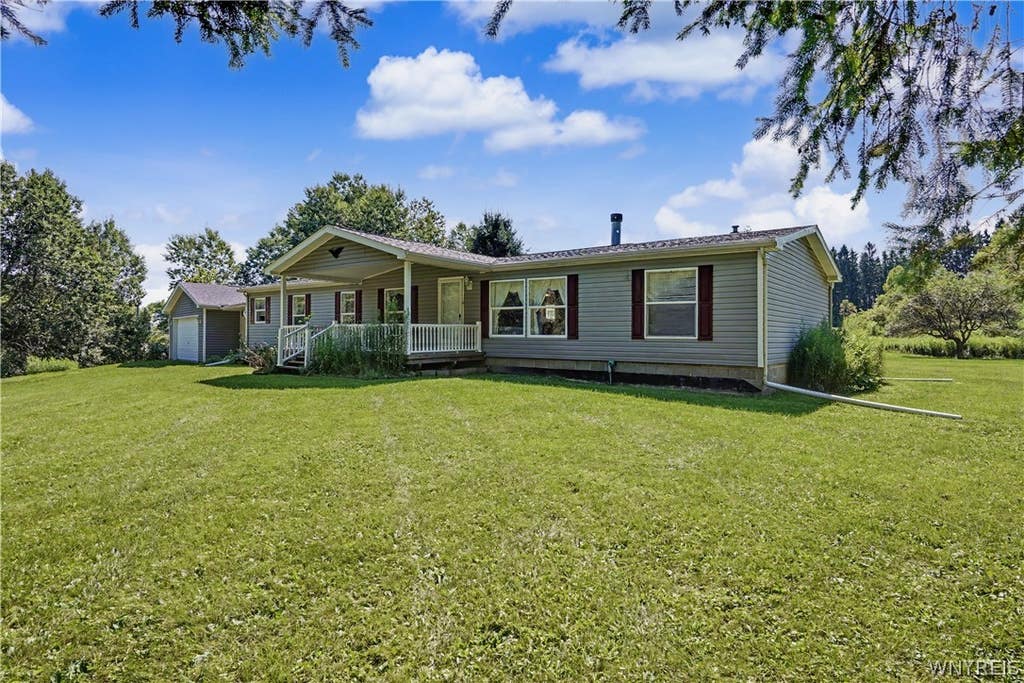 Photo of 2686 Genesee Road, Eagle, NY 14009 (MLS # B1704155)