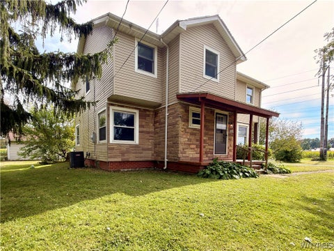 Homes For Sale - 5945 Ward Road<br/> Lewiston, NY 14132