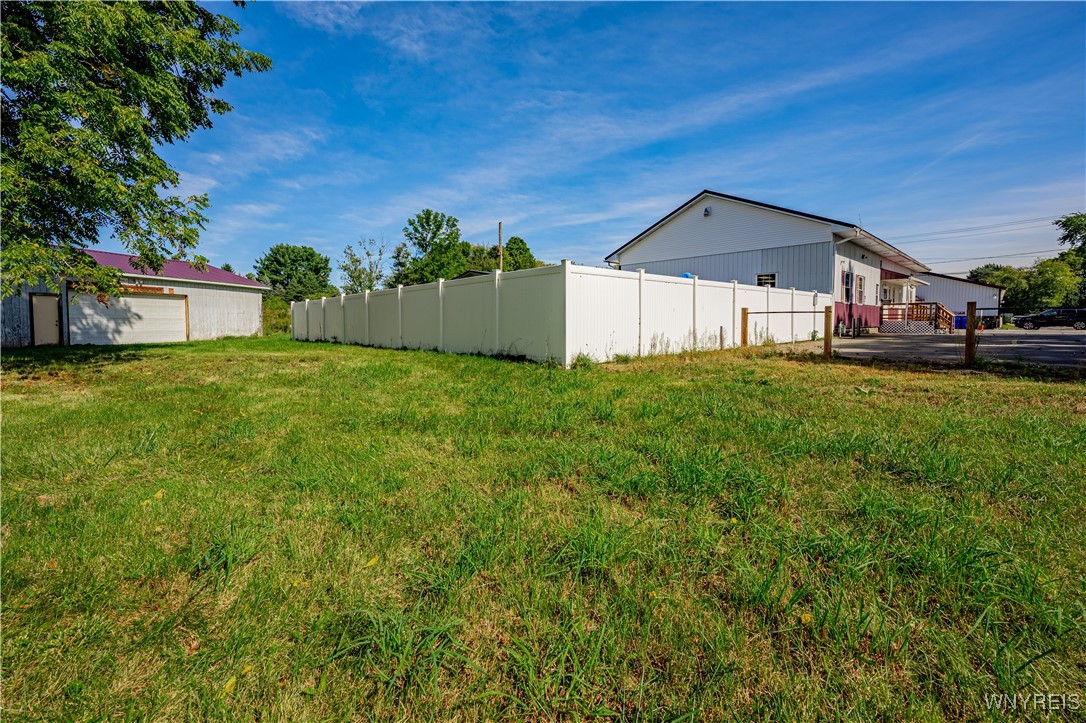 Newfane, New York 14108, United States, ,Commercial,Active,40822