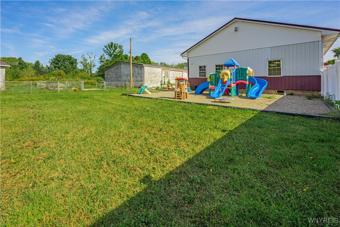 Newfane, New York 14108, United States, ,Commercial,Active,40822