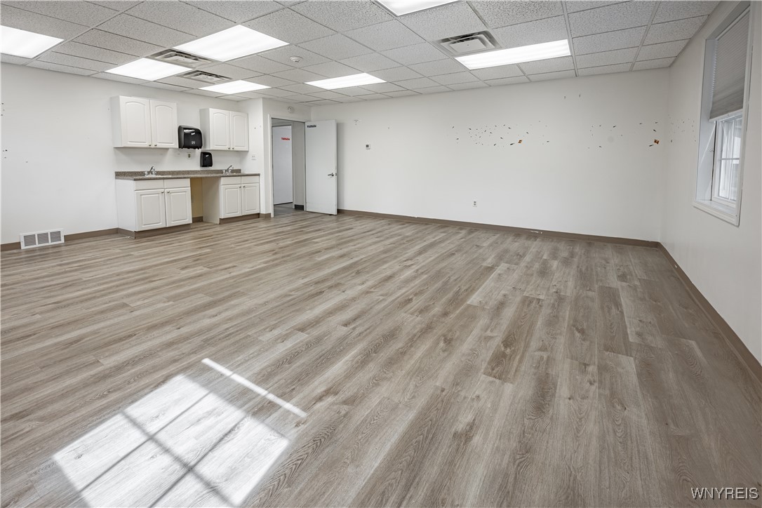 Newfane, New York 14108, United States, ,Commercial,Active,40822