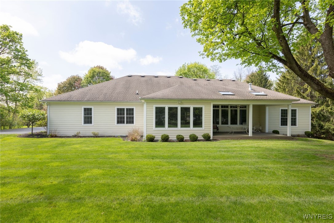 56 Sunset Lane, Orchard Park, New York image 25