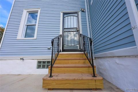 Tiny photo for 30 Glenwood Avenue, Buffalo, NY 14209 (MLS # B1655163)