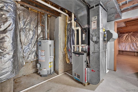 Tiny photo for 12 Woodpointe RUN, Amherst, NY 14221 (MLS # B1714975)