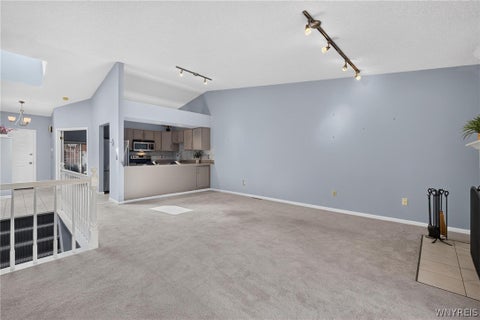 Tiny photo for 12 Woodpointe RUN, Amherst, NY 14221 (MLS # B1714975)