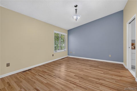 Tiny photo for 12 Woodpointe RUN, Amherst, NY 14221 (MLS # B1714975)