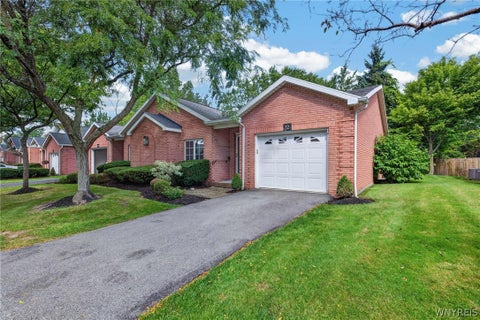Tiny photo for 12 Woodpointe RUN, Amherst, NY 14221 (MLS # B1714975)