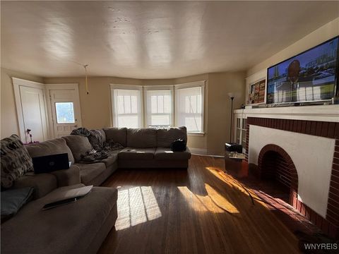 Tiny photo for 196 Lasalle Avenue, Buffalo, NY 14214 (MLS # B1648378)