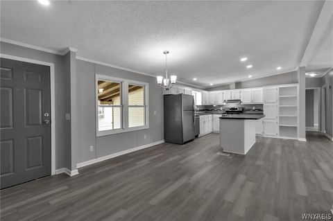 Tiny photo for 1227 Parkwood Drive, Lockport Town, NY 14094 (MLS # B1684825)