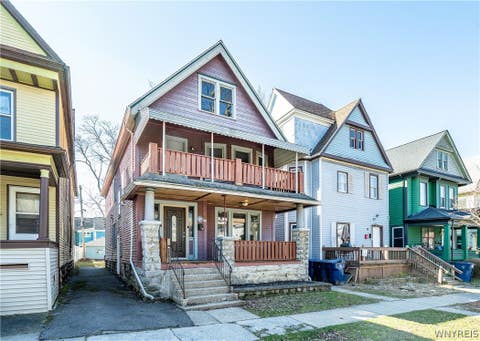 Apartment For Rent - 76 Vernon Place #UPPER<br/> Buffalo, NY 14214