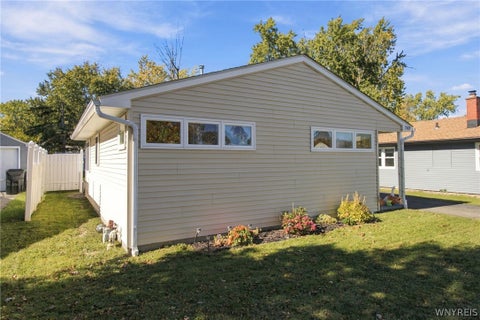 Tiny photo for 708 Montrose Avenue, Tonawanda, NY 14223 (MLS # B1724472)