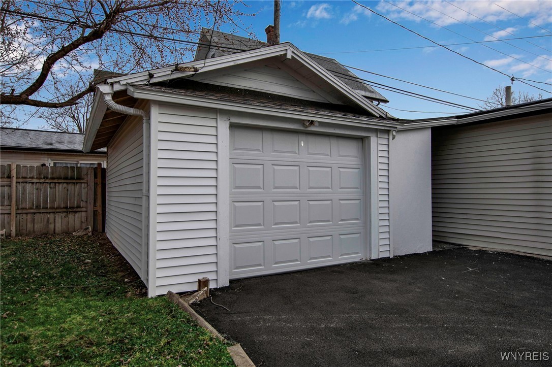 1301 Kenmore Avenue, Tonawanda, New York image 6