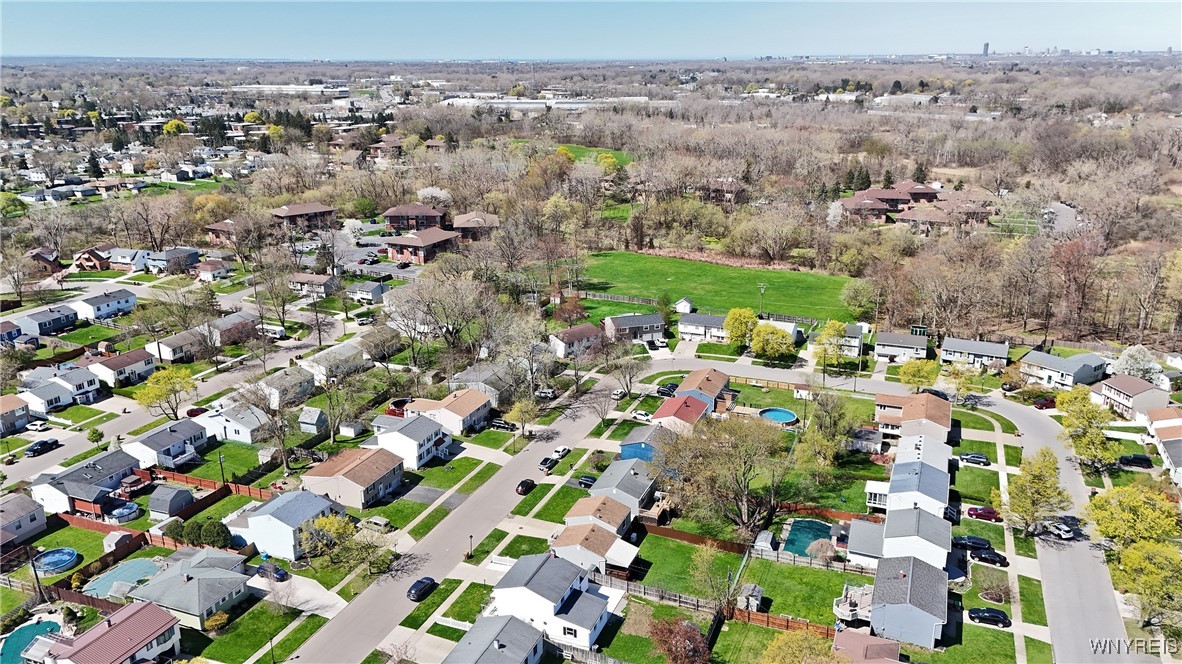 92 W Rouen Drive, Cheektowaga, New York image 45