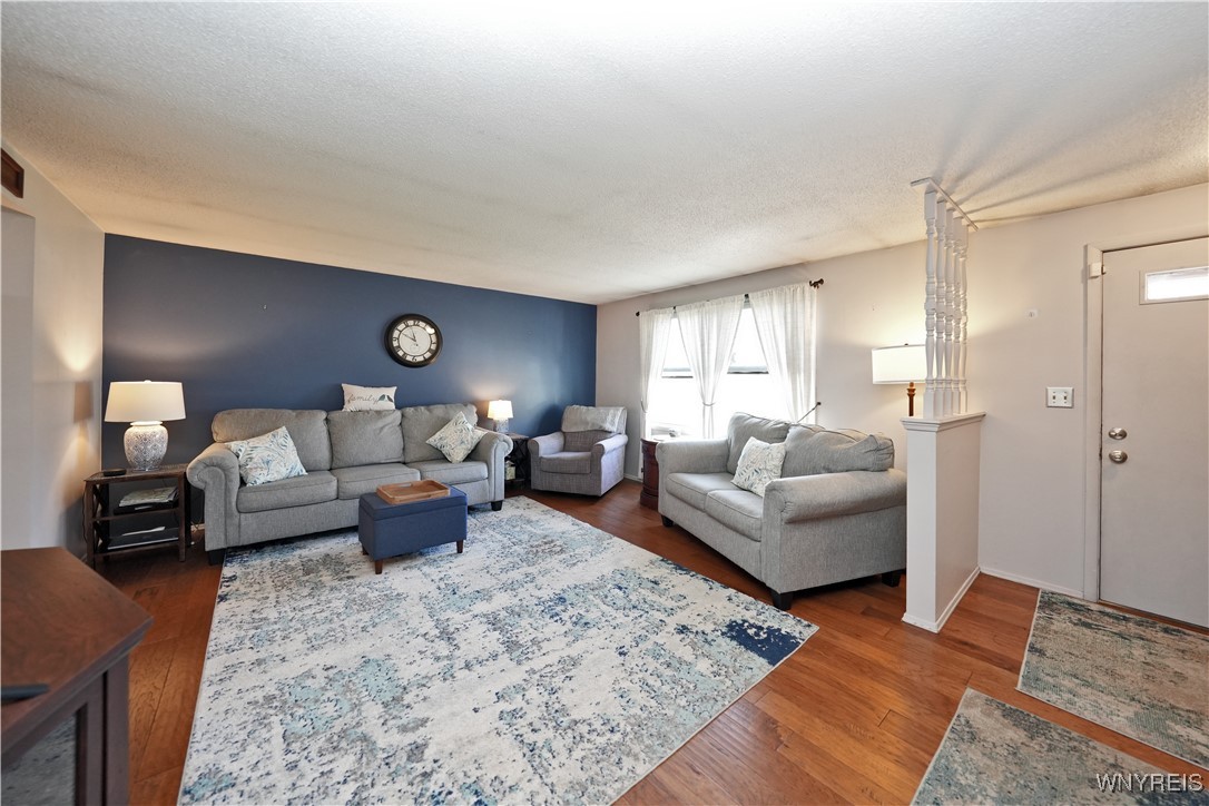 92 W Rouen Drive, Cheektowaga, New York image 10