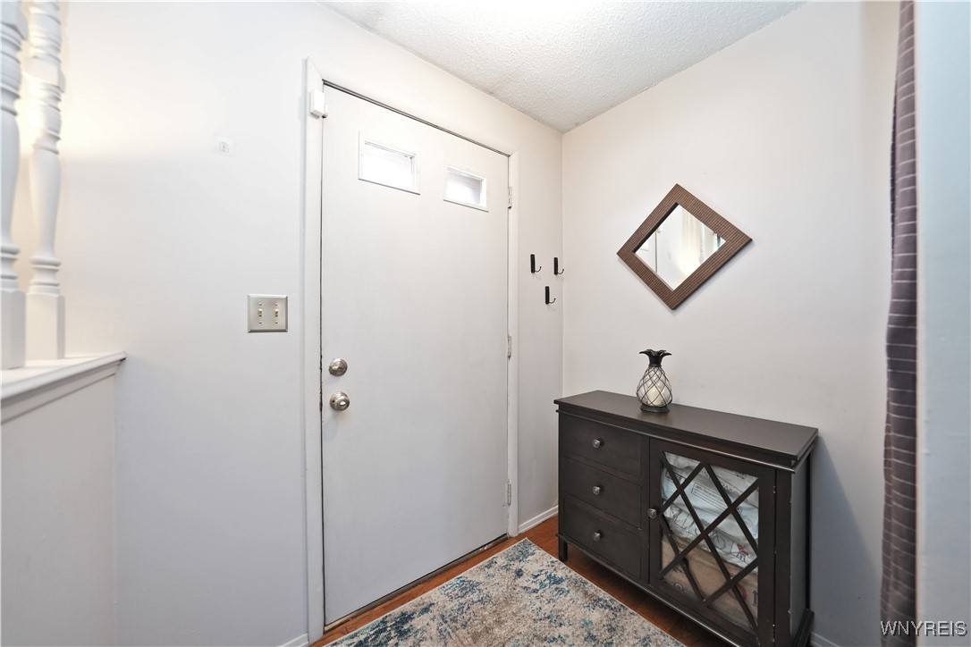 92 W Rouen Drive, Cheektowaga, New York image 13