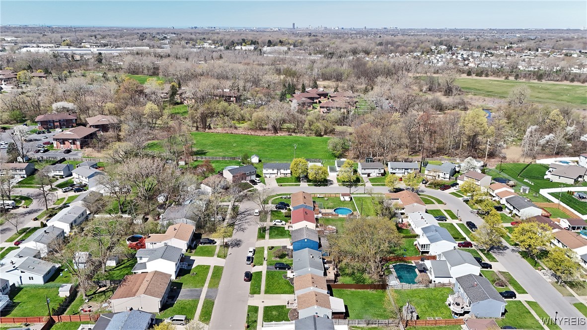 92 W Rouen Drive, Cheektowaga, New York image 44
