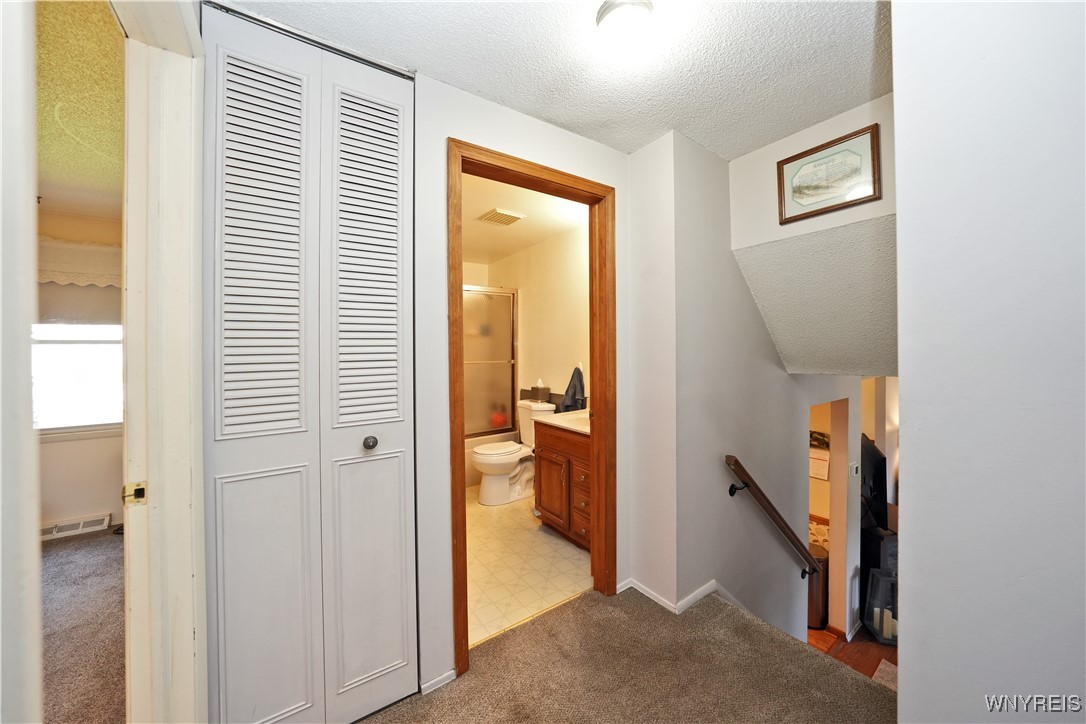 92 W Rouen Drive, Cheektowaga, New York image 26