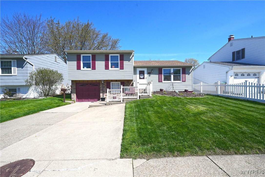 92 W Rouen Drive, Cheektowaga, New York image 4
