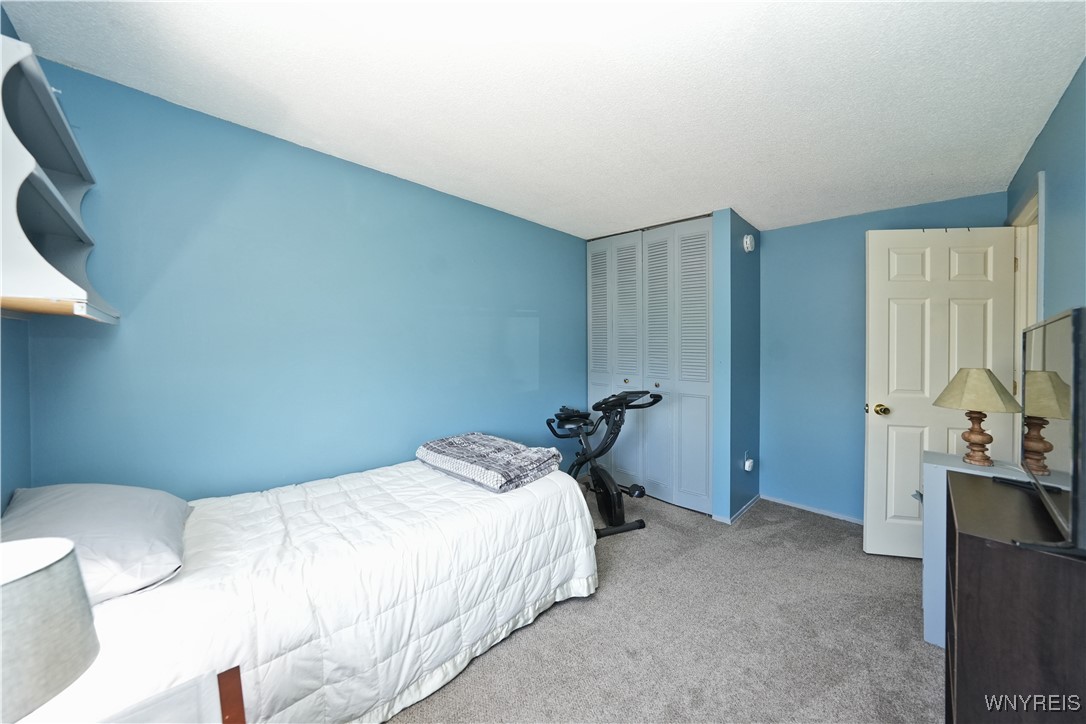 92 W Rouen Drive, Cheektowaga, New York image 23