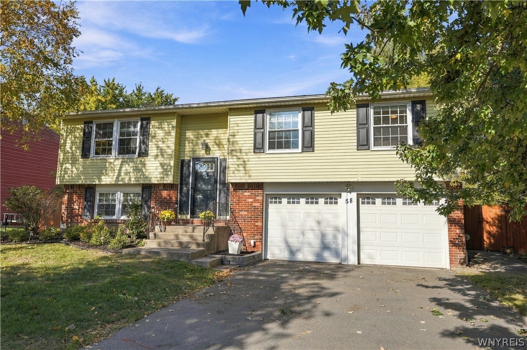 58 W Klein Road