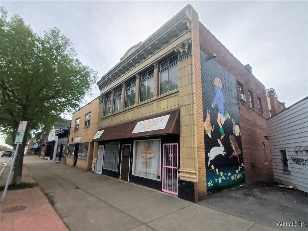 3124 Main Street