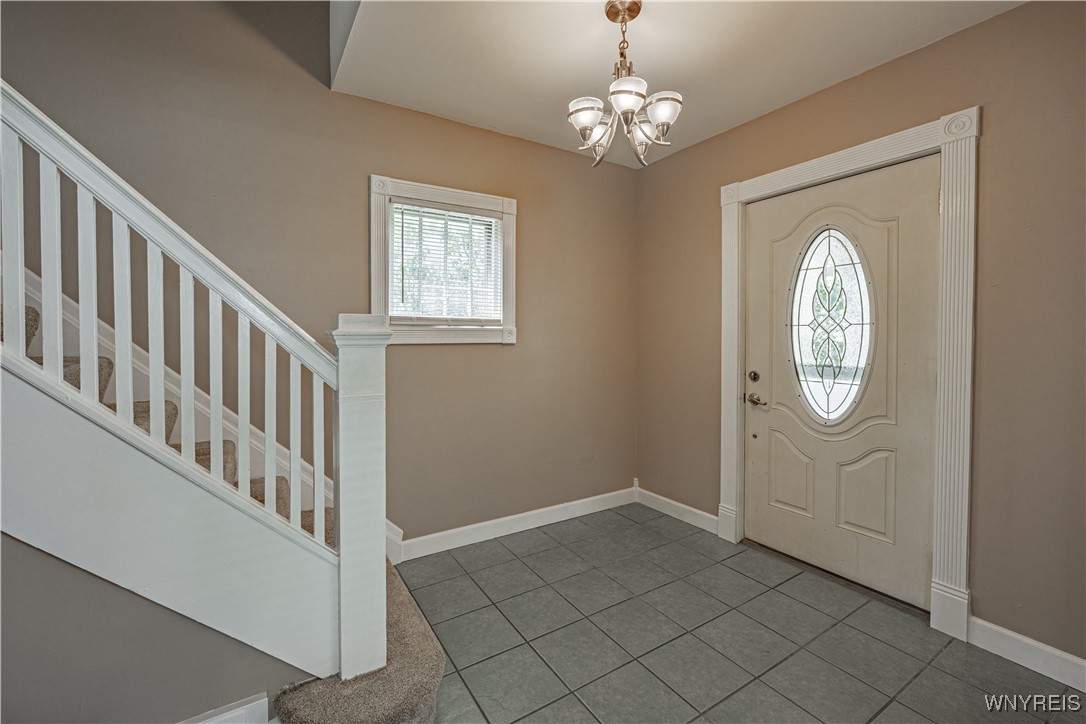 2423 Whitney Avenue, Niagara Falls, New York image 7