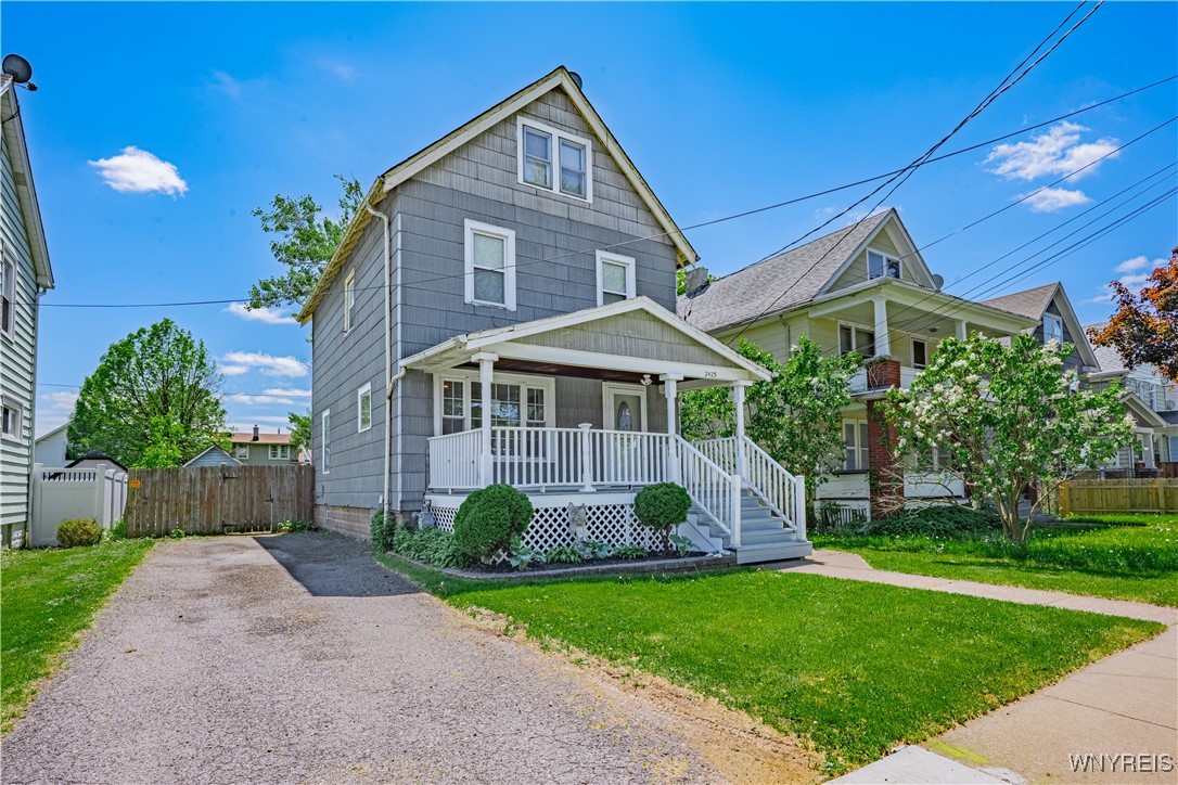 2423 Whitney Avenue, Niagara Falls, New York image 3
