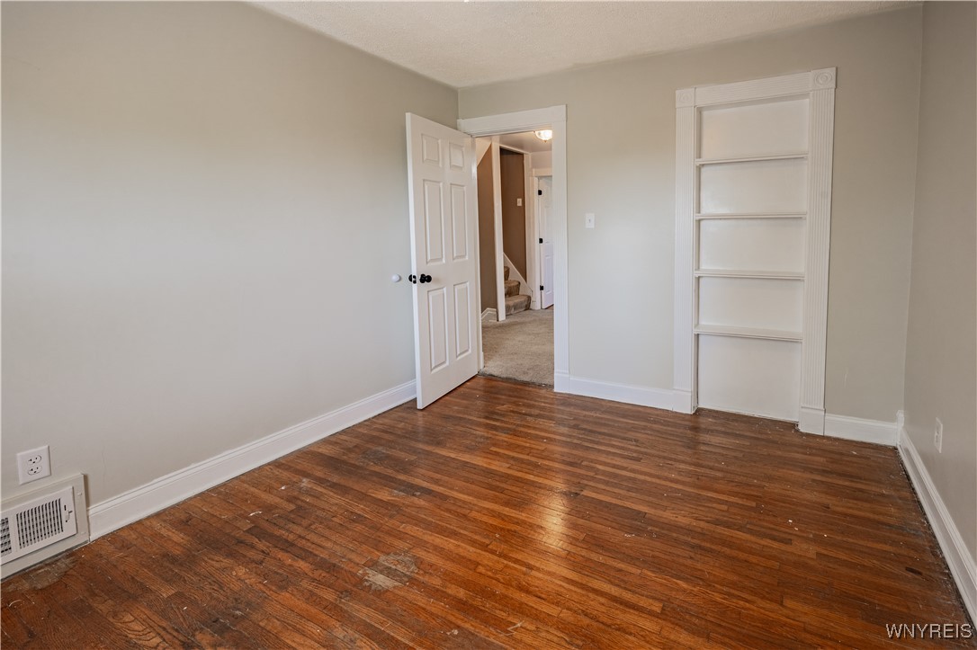 2423 Whitney Avenue, Niagara Falls, New York image 29
