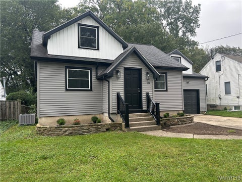 Photo of 245 N Ellicott Street, Amherst, NY 14221 (MLS # B1717944)