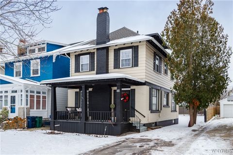 Photo of 292 Norwalk Avenue, Buffalo, NY 14216 (MLS # B1654493)