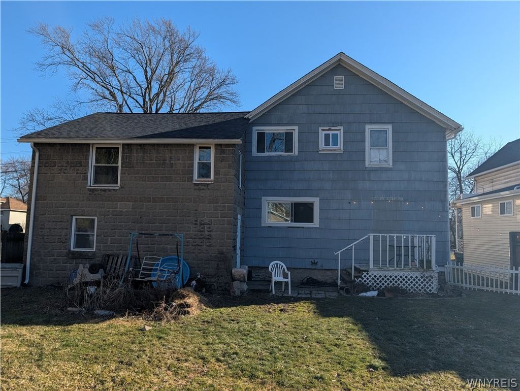 Photo of 275 Ontario Street, Lockport City, NY 14094 (MLS # B1665529)