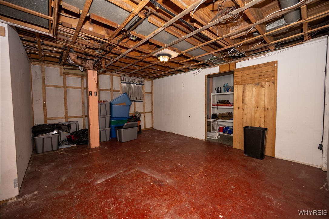 547 Locust Street, North Tonawanda, New York image 39