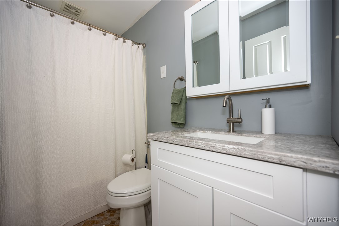 547 Locust Street, North Tonawanda, New York image 21